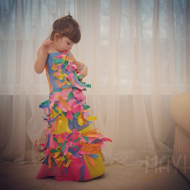 4-year-old-girl-paper-dresses-2sisters-angie-mayhem-3